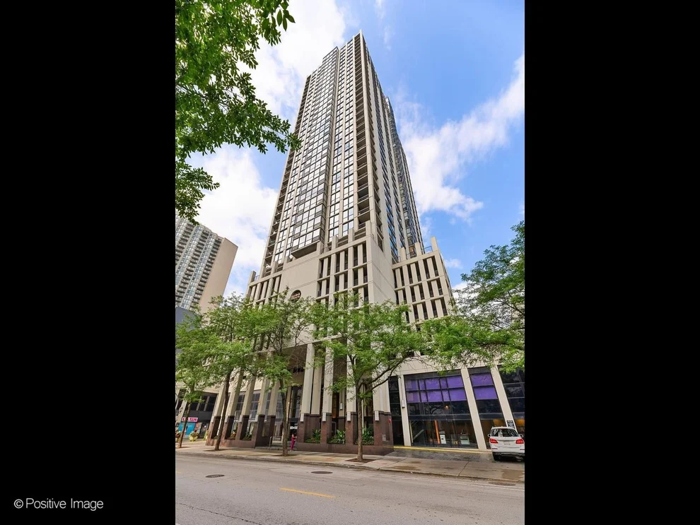 Unit for sale at 1122 N Clark Street, Chicago, IL 60610