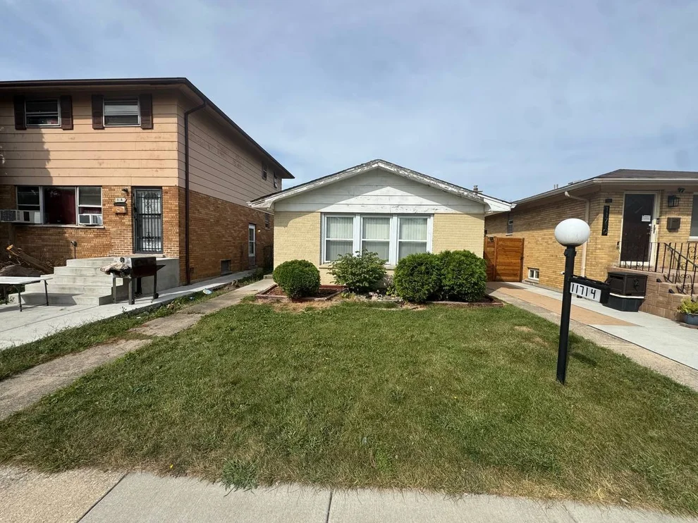 Unit for sale at 11714 S Throop Street, Chicago, IL 60643
