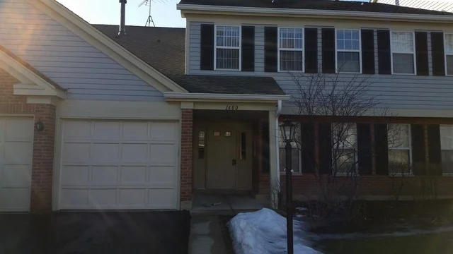 Unit for sale at 1400 Aldgate Court, WHEELING, IL 60090