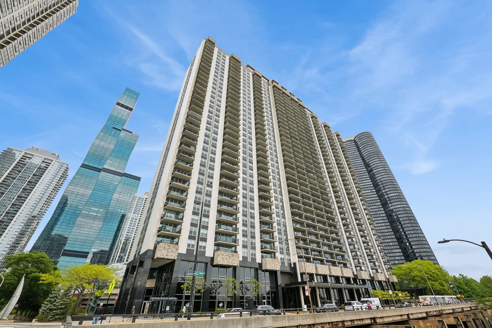 Unit for sale at 400 E Randolph Street, Chicago, IL 60601