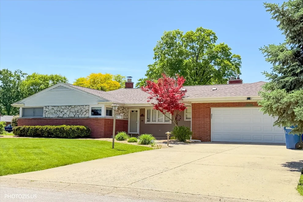 Unit for sale at 6200 W 128th Street, Palos Heights, IL 60463