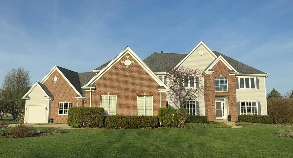 Unit for sale at 4N918 WEST WOODS Drive, St. Charles, IL 60175