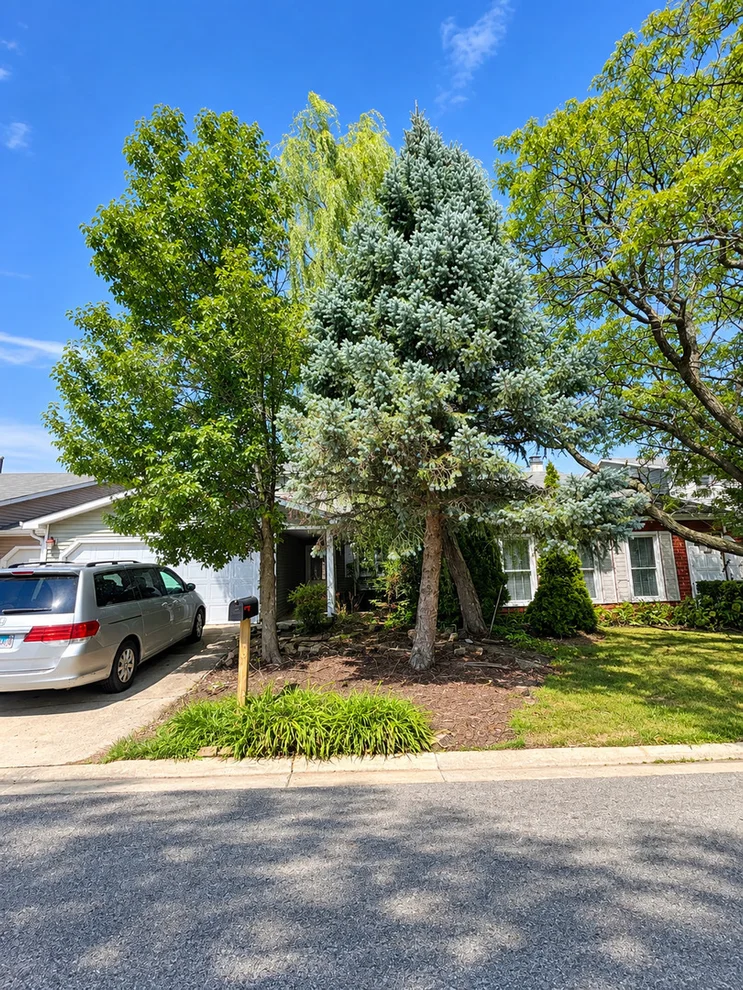 Unit for sale at 378 Thorncliffe Heights, Glendale Heights, IL 60139