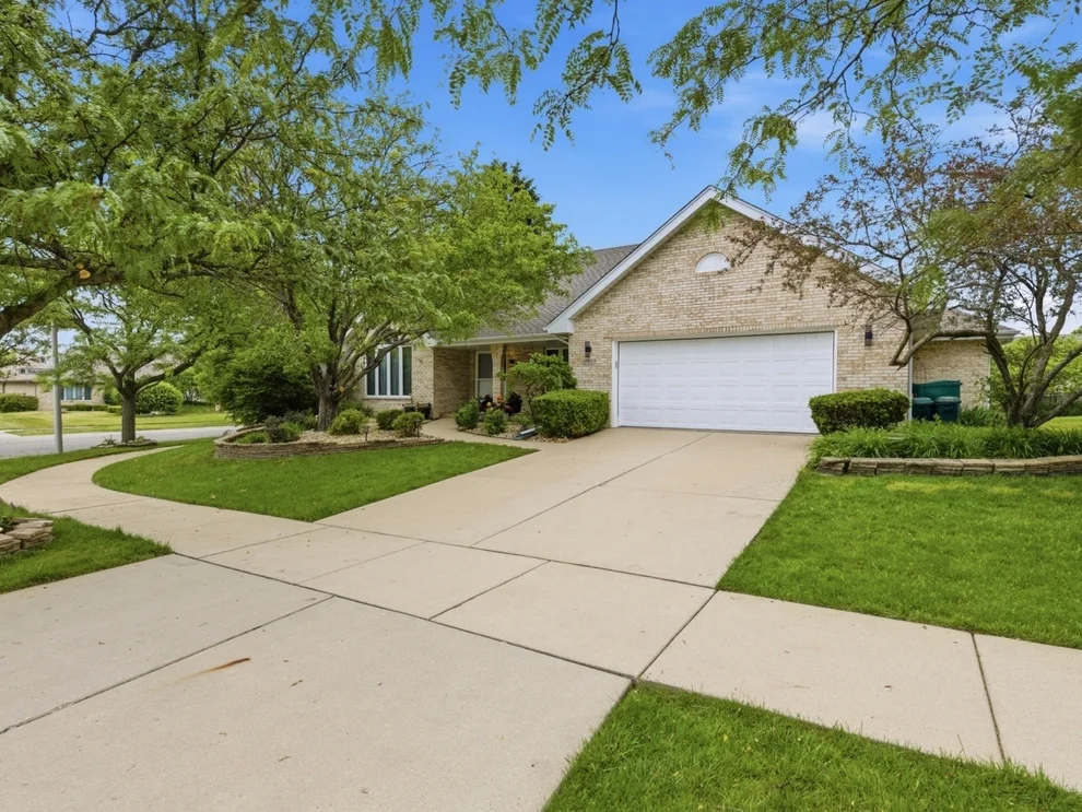 Unit for sale at 17557 Ryan Lane, Orland Park, IL 60467