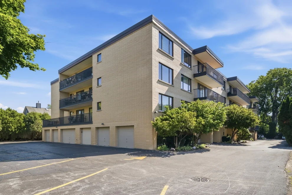 Unit for sale at 1534 Mcdaniels Avenue, Highland Park, IL 60035