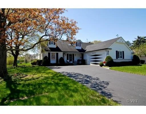 Unit for sale at 1401 Elizabeth Lane, GLENVIEW, IL 60025