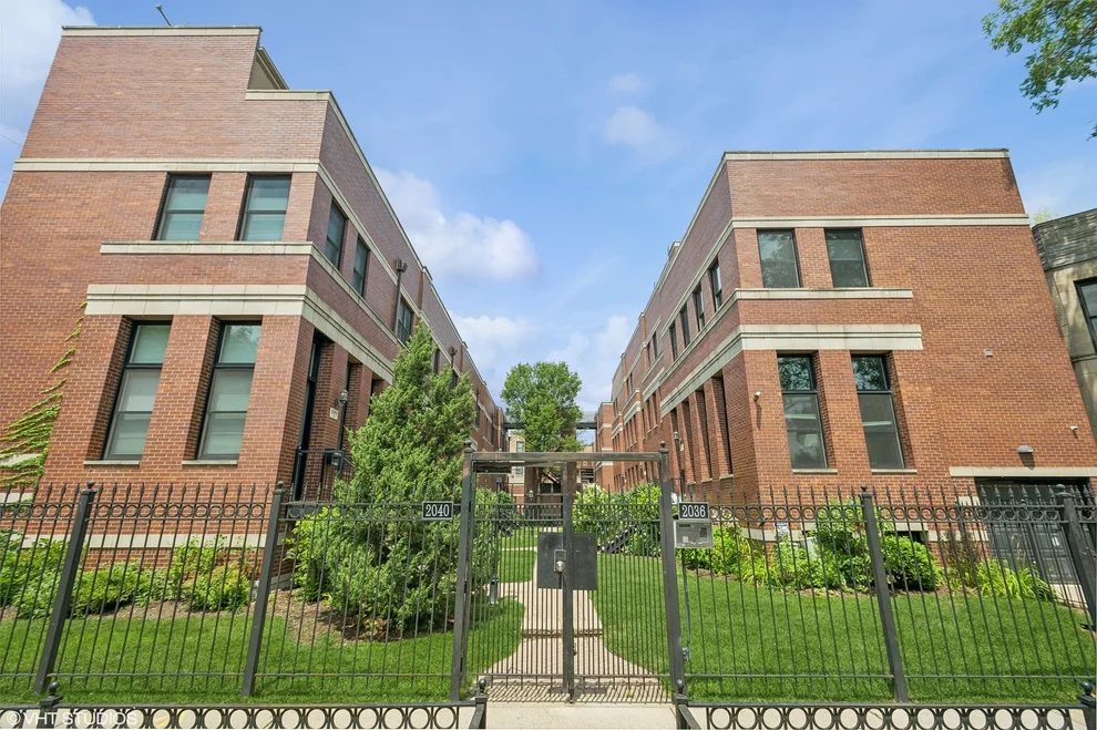 Unit for sale at 2036 W Le Moyne Street, Chicago, IL 60622