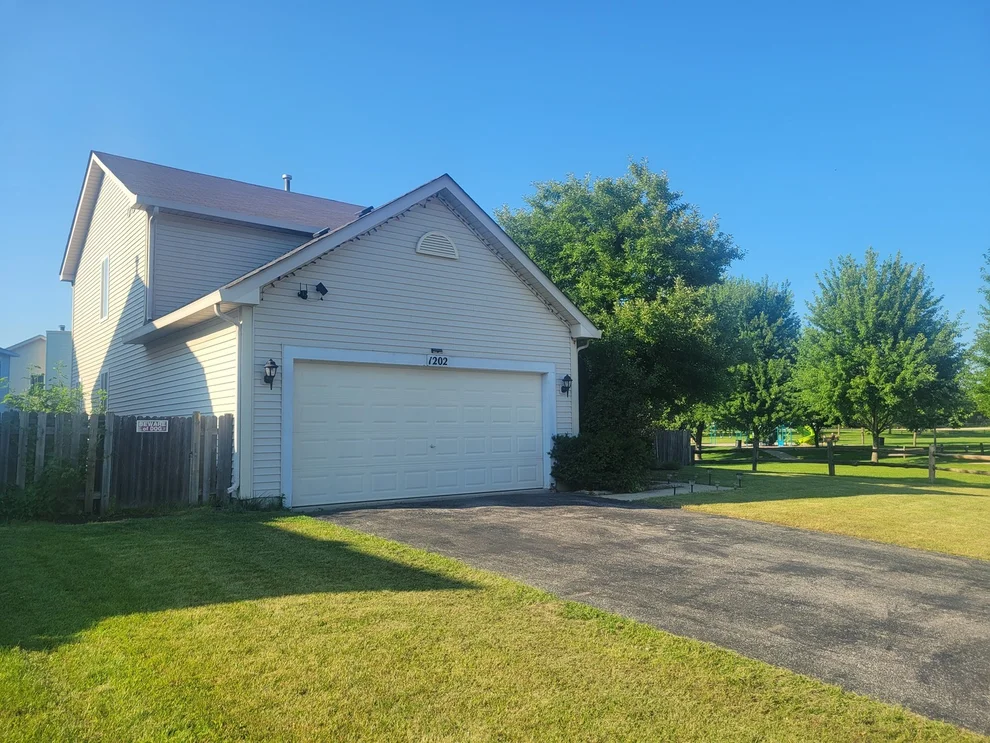 Unit for sale at 1202 E GREYSTONE Drive, Round Lake Beach, IL 60073