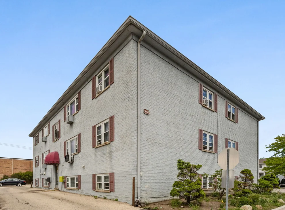 Unit for sale at 9458 Kelvin Lane, Schiller Park, IL 60176