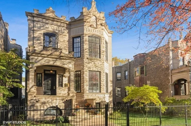 Unit for sale at 1436 W Berwyn Avenue, Chicago, IL 60640