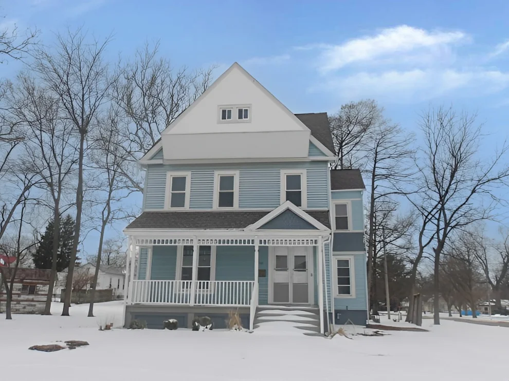 Unit for sale at 612 N Broadway Street, Shelbyville, IL 62565