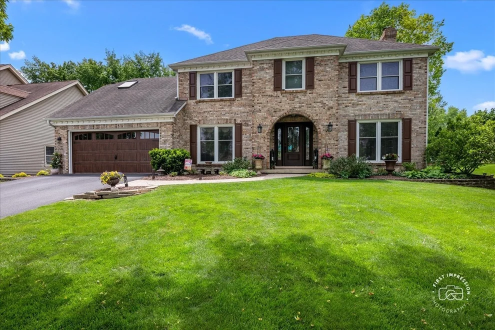 Unit for sale at 25W185 Setauket Avenue, Naperville, IL 60540
