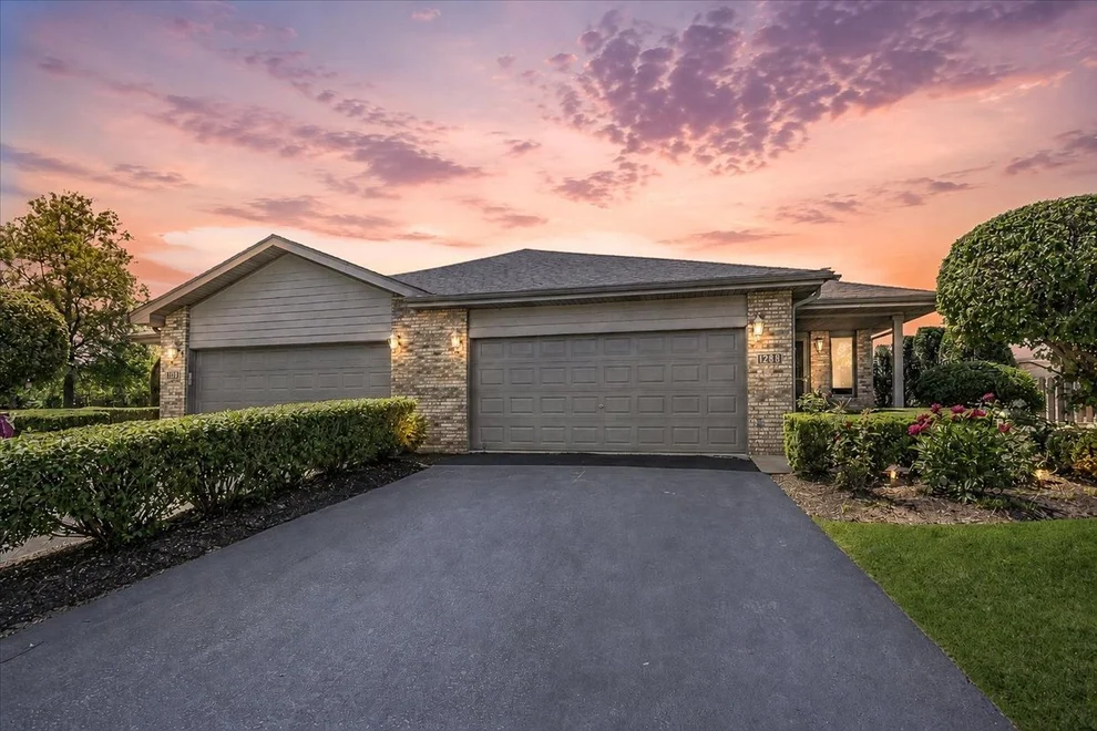 Unit for sale at 1288 Baileys Crossing Drive, Lemont, IL 60439