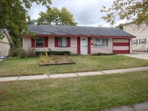 Unit for sale at 425 ROBINHOOD Drive, STREAMWOOD, IL 60107