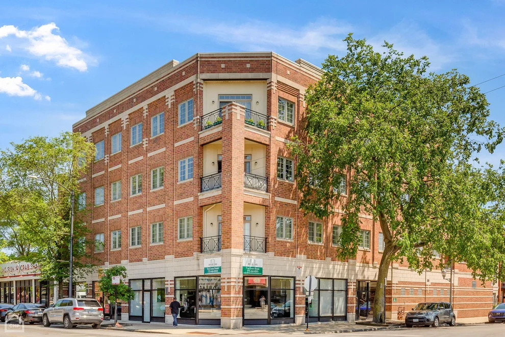 Unit for sale at 4705 S Champlain Avenue, Chicago, IL 60615
