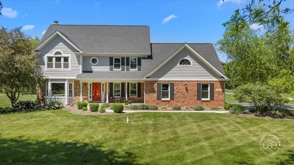 Unit for sale at 39W016 W Hilltop Drive, St. Charles, IL 60175