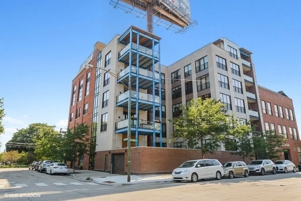 Unit for sale at 1600 S Jefferson Street, Chicago, IL 60616