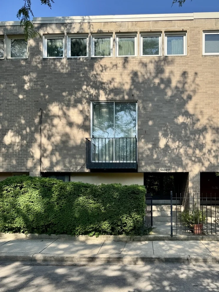 Unit for sale at 5632 S HARPER Avenue, Chicago, IL 60637