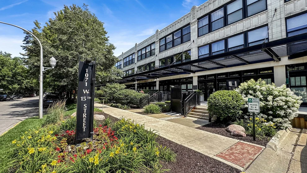 Unit for sale at 1071 W 15TH Street, Chicago, IL 60608