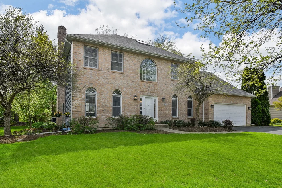 Unit for sale at 635 Samantha Circle, Geneva, IL 60134