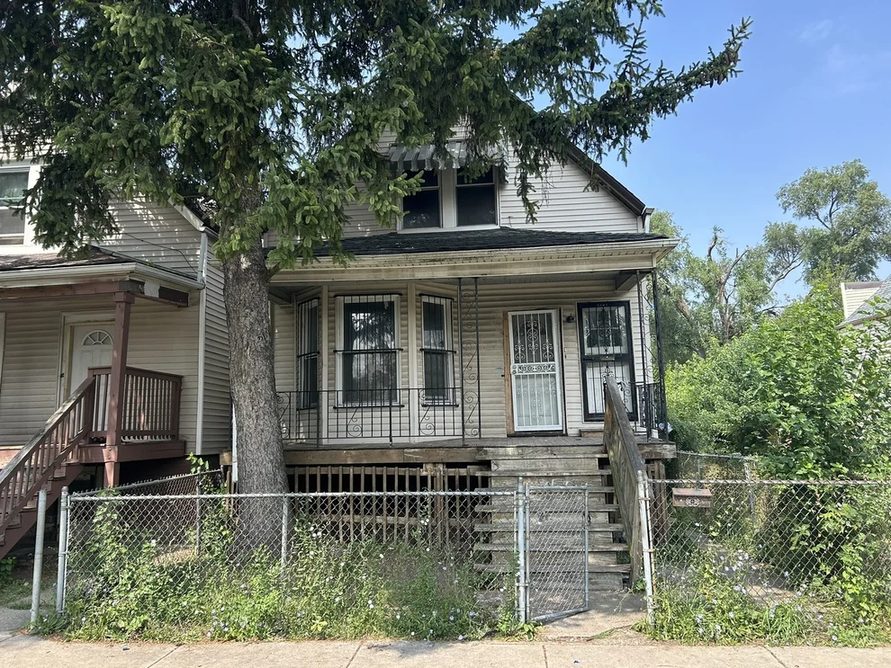 Unit for sale at 7010 S marshfield Avenue, Chicago, IL 60636