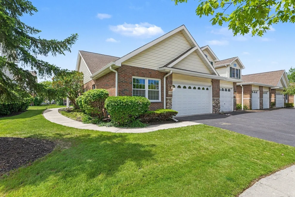 Unit for sale at 10948 Deblin Lane, Oak Lawn, IL 60453