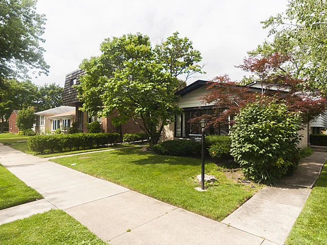 Unit for sale at 7416 Kedvale Avenue, SKOKIE, IL 60076