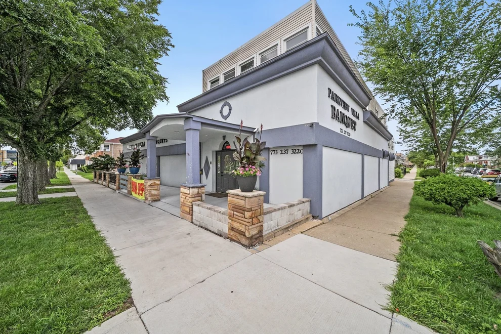 Unit for sale at 6155 W FULLERTON Avenue, Chicago, IL 60639