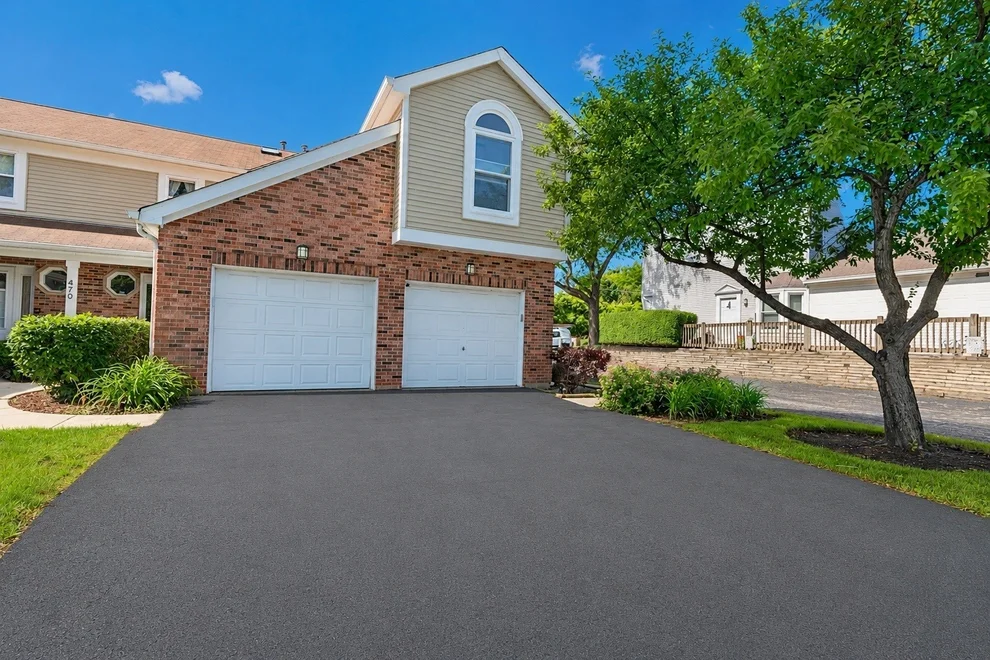 Unit for sale at 470 Nicole Drive, Bartlett, IL 60103
