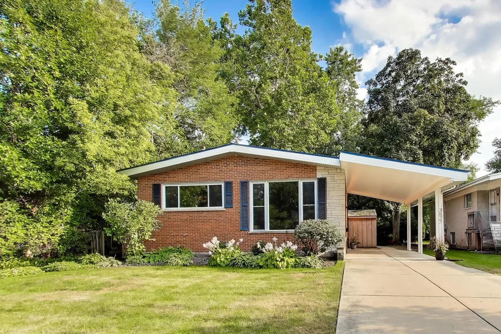 Unit for sale at 3827 White Cloud Drive, Skokie, IL 60076