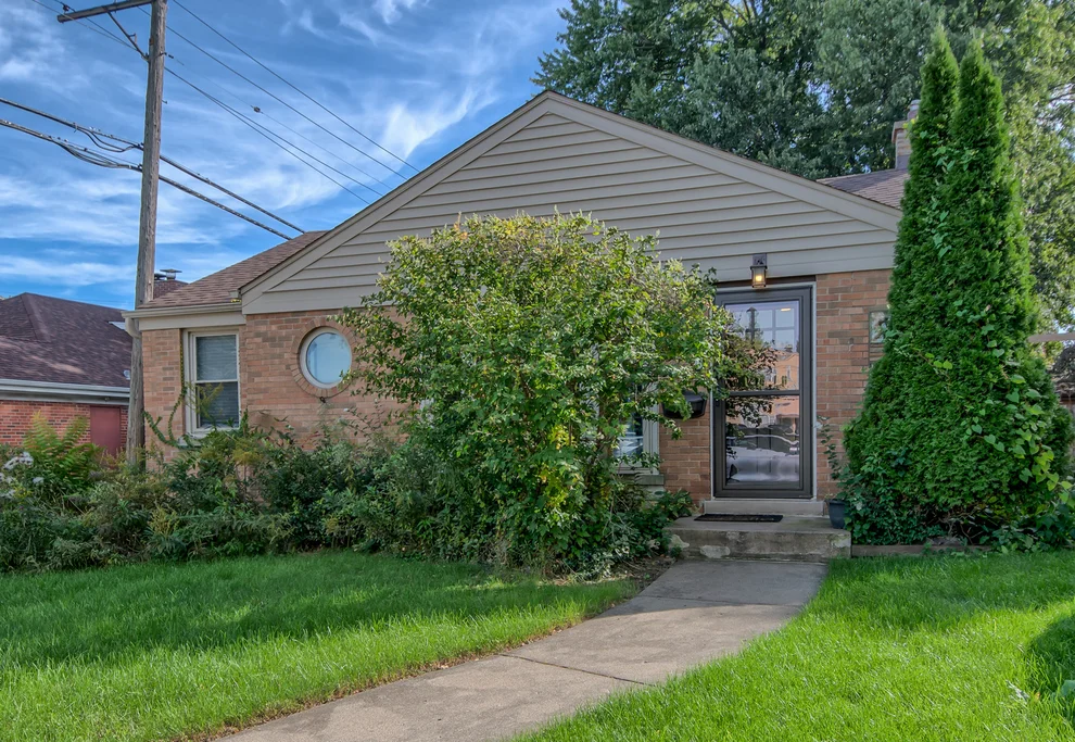 Unit for sale at 5145 Mulford Street, Skokie, IL 60077