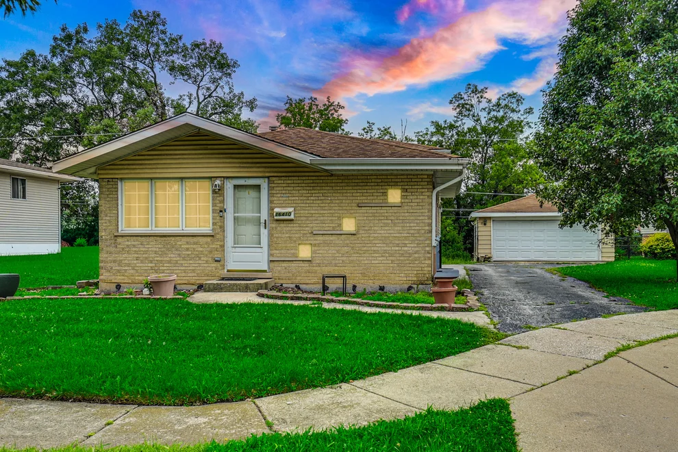 Unit for sale at 16410 Laura Lane, Oak Forest, IL 60452