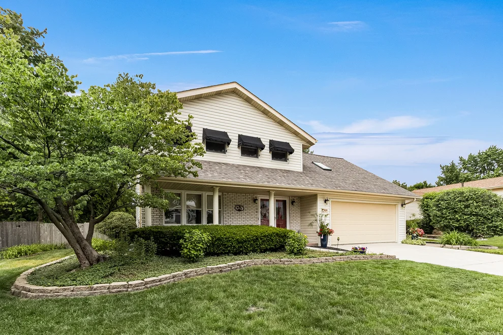 Unit for sale at 909 Madiera Drive, Shorewood, IL 60404