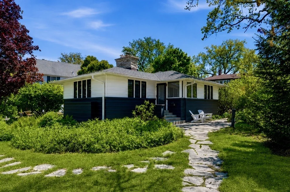 Unit for sale at 1184 Wade Street, Highland Park, IL 60035