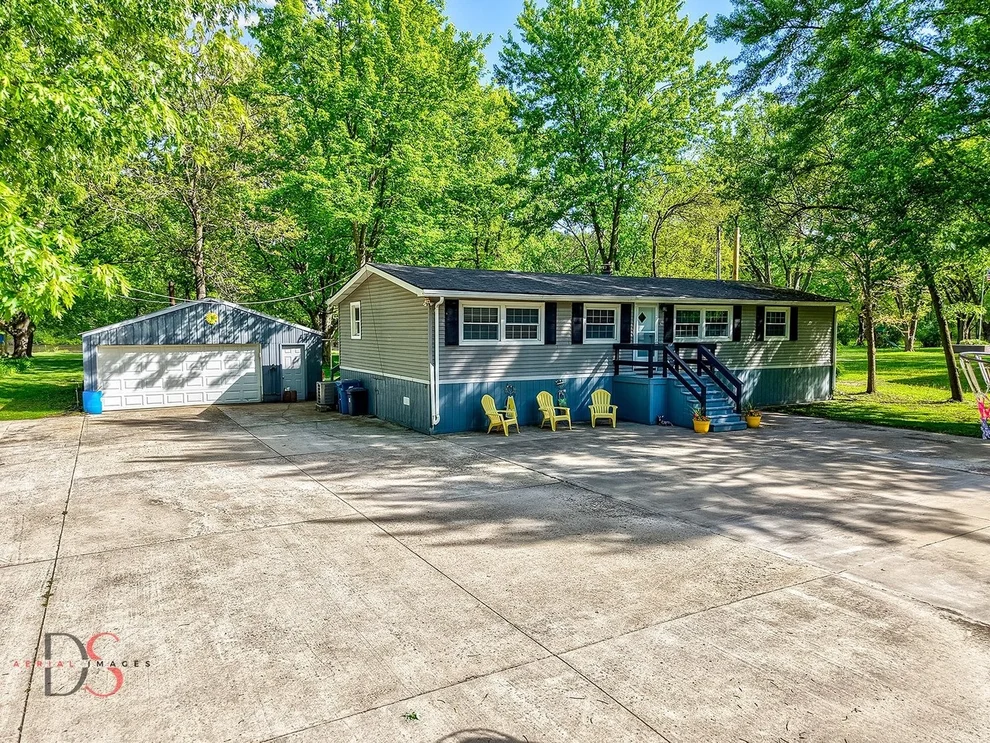 Unit for sale at 1906 N 2959th Road, Ottawa, IL 61350