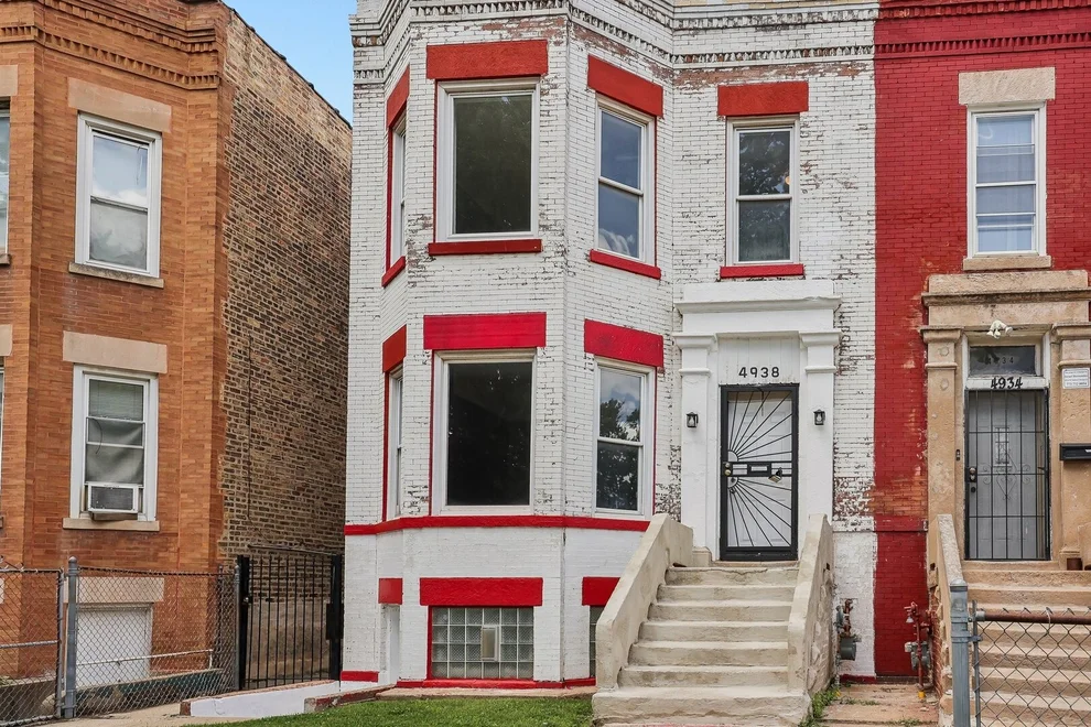 Unit for sale at 4938 W Fulton Street, Chicago, IL 60644