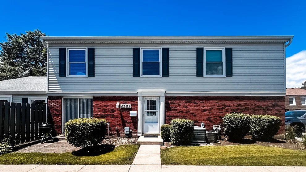 Unit for sale at 2203 CARDINAL Court, Schaumburg, IL 60194