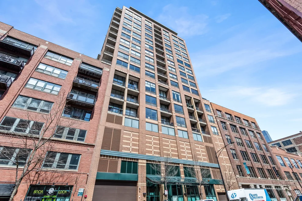 Unit for sale at 400 W Ontario Street, Chicago, IL 60654