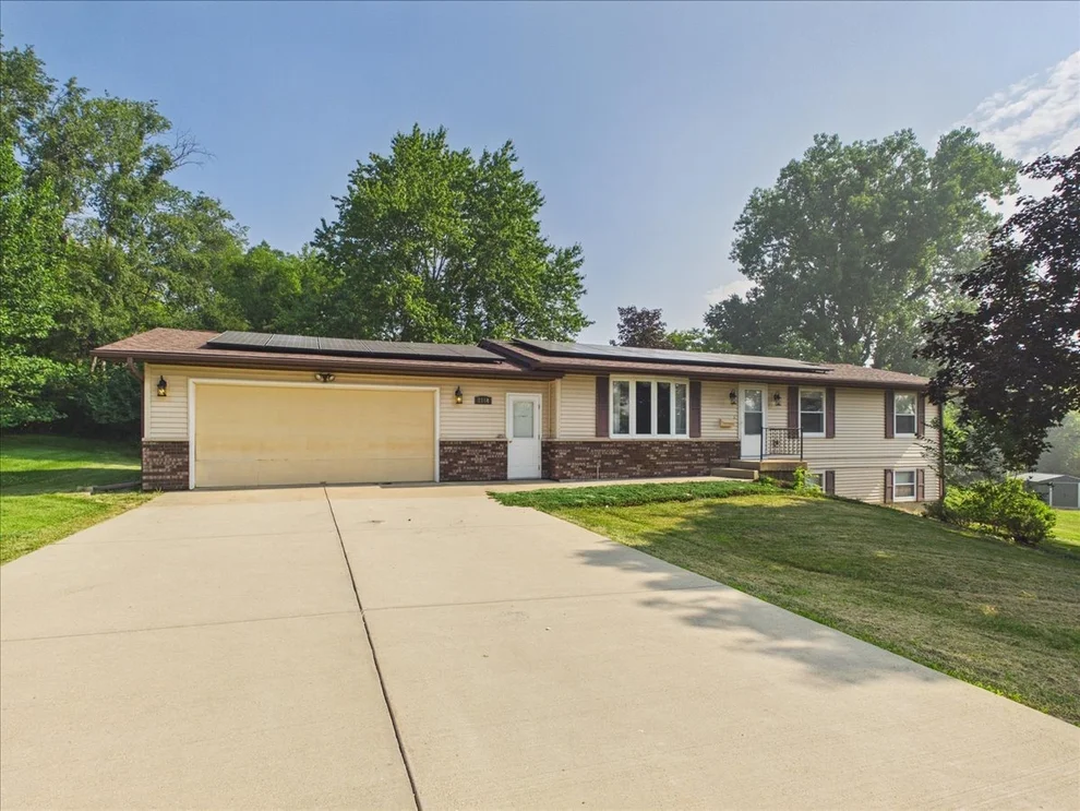 Unit for sale at 1114 W Lynwood Court, Freeport, IL 61032