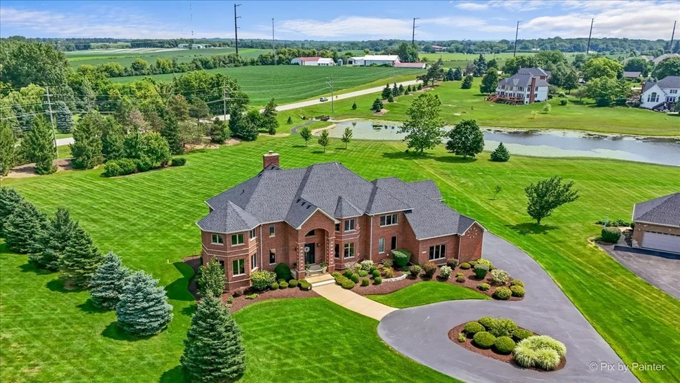Unit for sale at 9N773 Old Mill Court, Elgin, IL 60124
