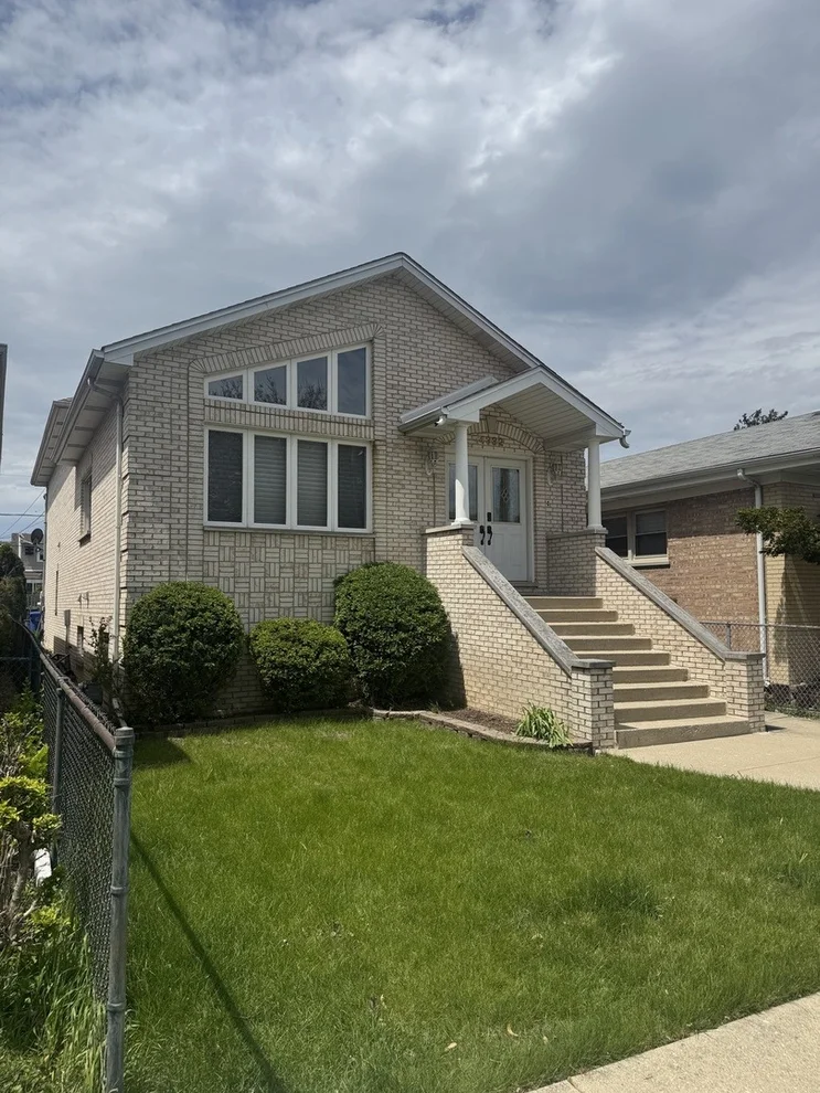Unit for sale at 4332 Rutherford Avenue, Harwood Heights, IL 60706