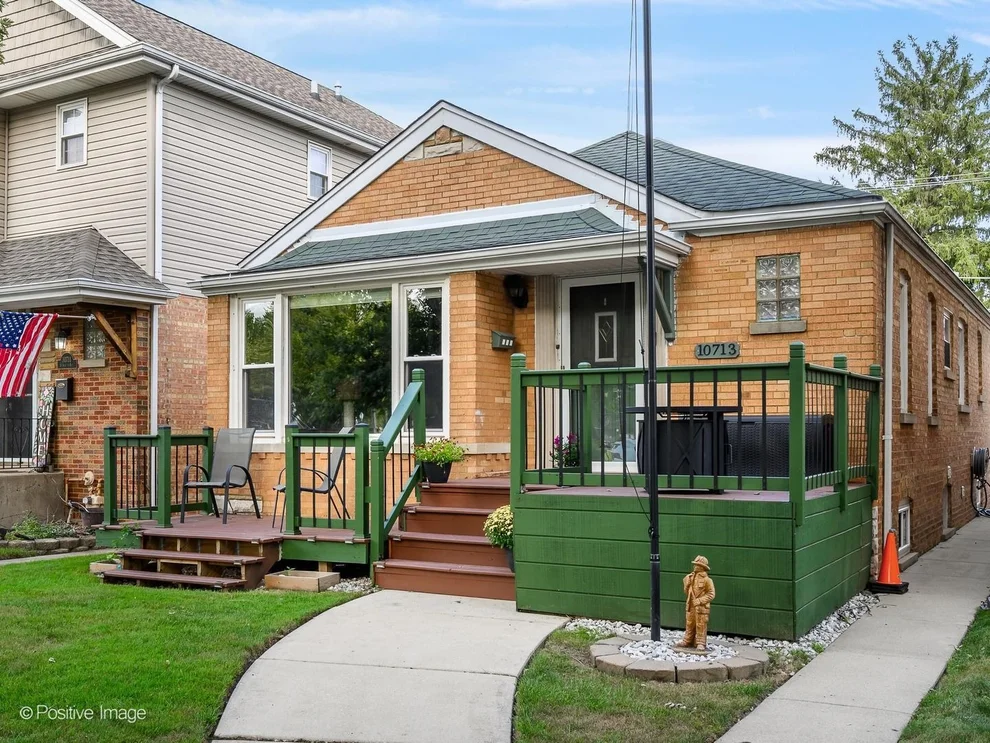 Unit for sale at 10713 S Sawyer Avenue, Chicago, IL 60655