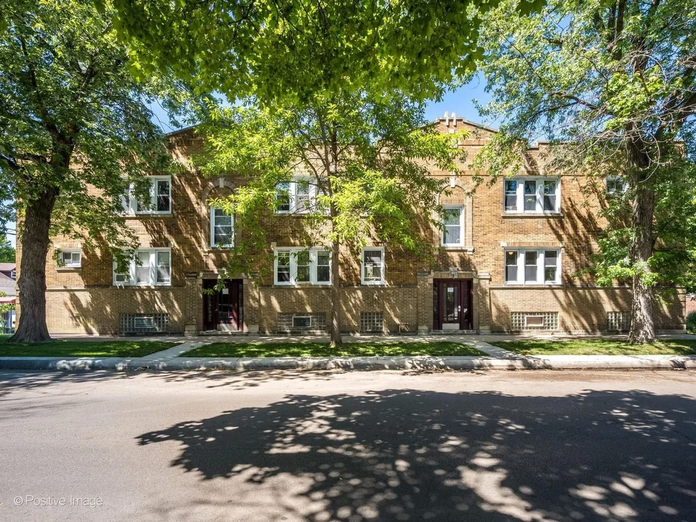 Unit for sale at 5434 W Wellington Avenue, Chicago, IL 60641