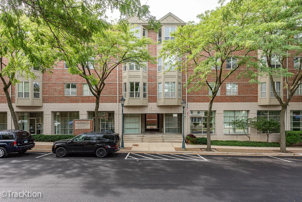 Unit for sale at 57 E Hattendorf Avenue, Roselle, IL 60172