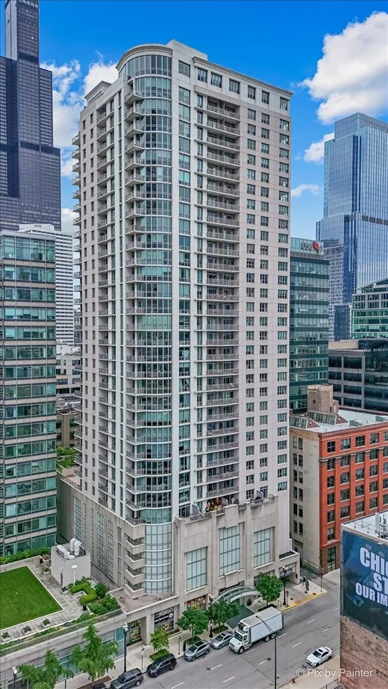 Unit for sale at 125 S Jefferson Street, Chicago, IL 60661