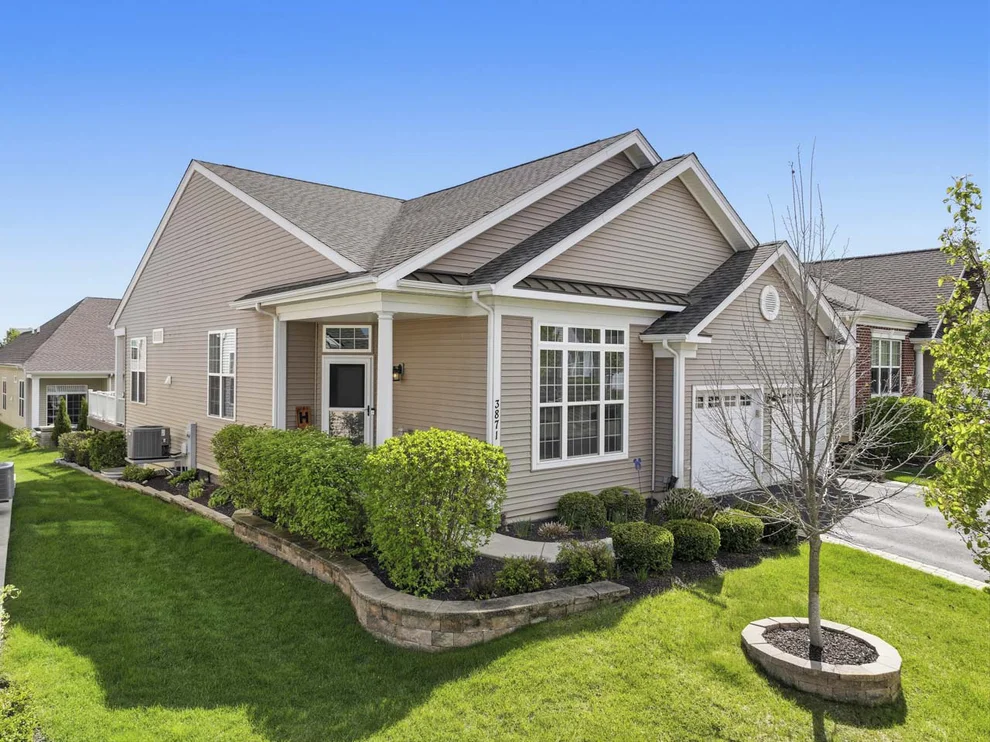 Unit for sale at 3871 Crooked Creek Drive, Elgin, IL 60124