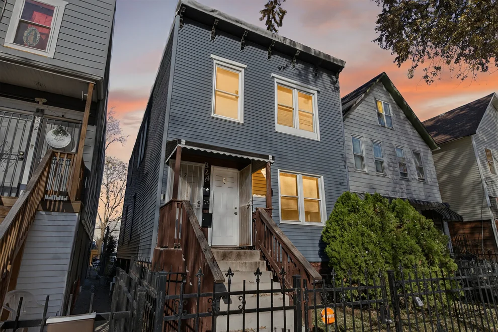 Unit for sale at 824 E 89th Place, Chicago, IL 60619