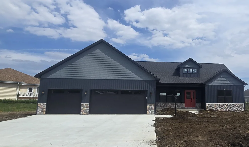 Unit for sale at 707 N Beacon Hill Circle, Urbana, IL 61802