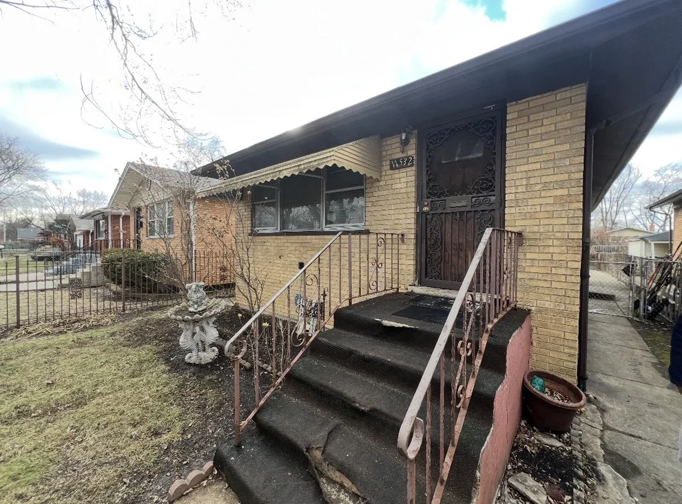 Unit for sale at 11532 S Morgan Street, Chicago, IL 60643
