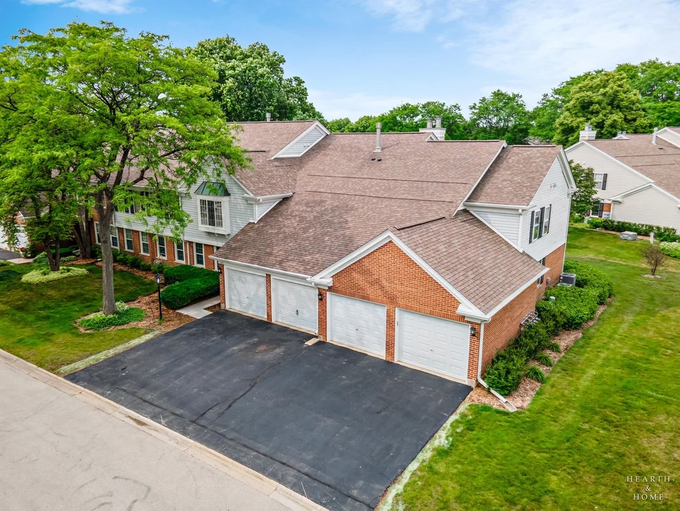 Unit for sale at 125 Rob Roy Lane, Prospect Heights, IL 60070